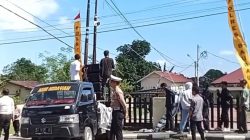 Kasus Pencemaran Nama Baik Lamban Ditangani, AMPB SULTRA Gelar Unras Di Polres Baubau